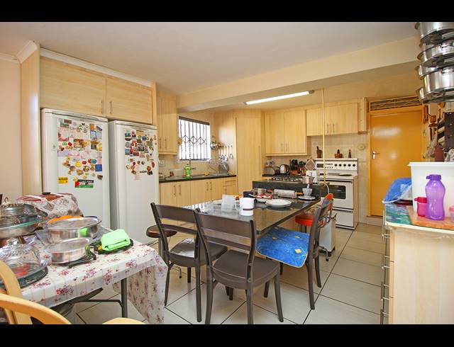 4 BEDROOM HOUSE FOR SALE IN CYRILDENE